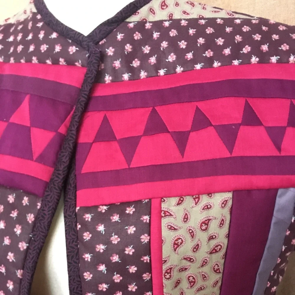 Vintage 70s 80s Handmade Quilted Patchwork Calico Paisley Purple Reversible Vest - Picture 8 of 11
